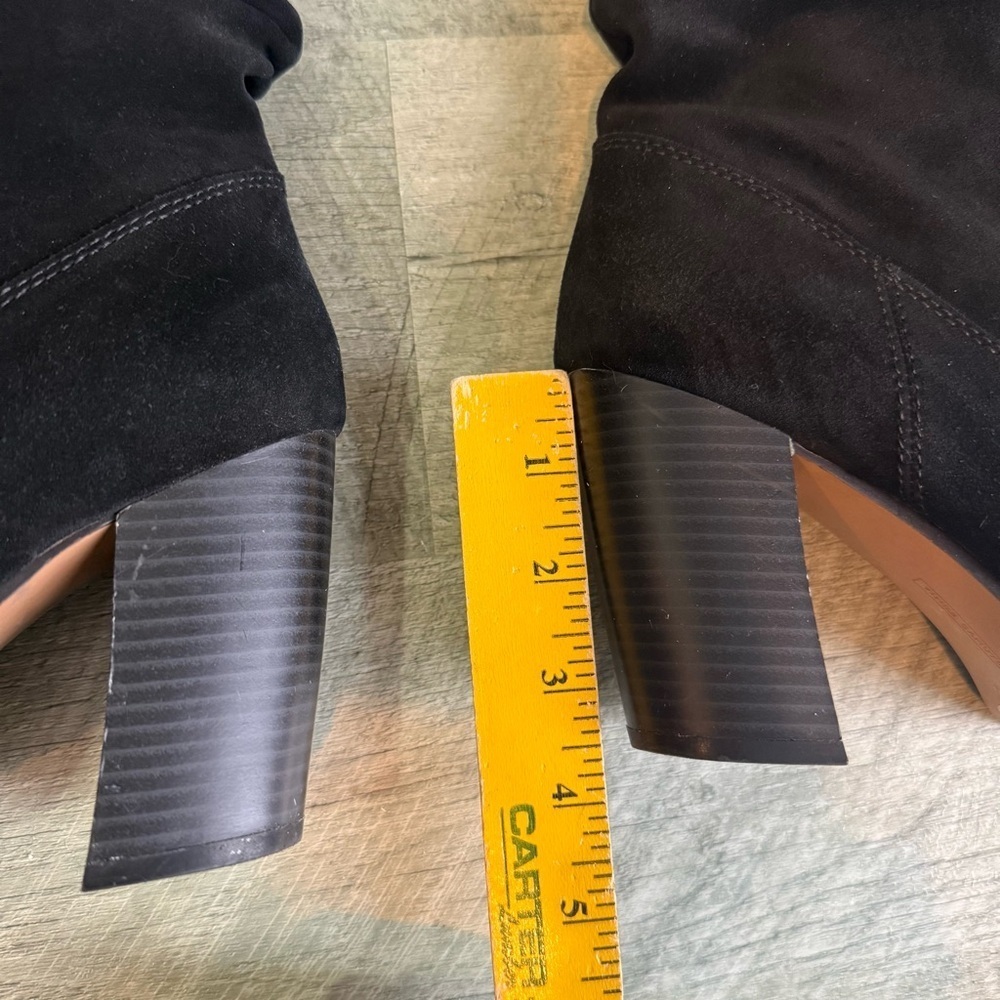 Vince Camuto Women's Crethana Black Suede Boots Size 8.5 Pointed Toe Block Heel - Picture 10 of 16